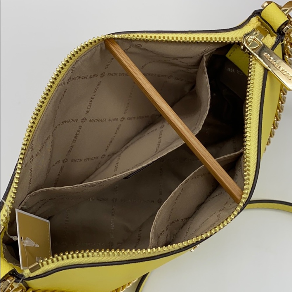 MICHAEL KORS MEDIUM ZIP POUCHETTE SUNSHINE - Picture 9 of 14